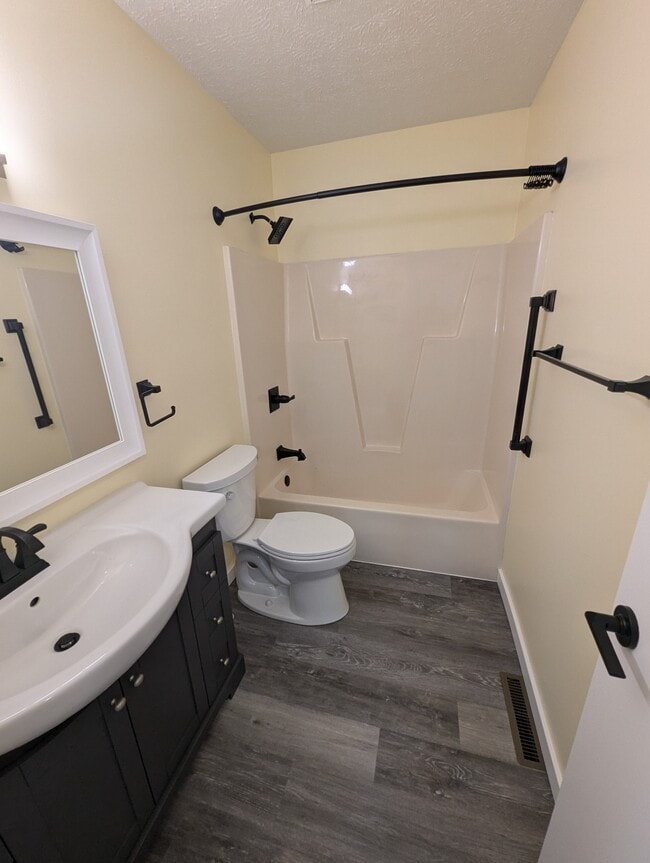 Bathroom - 28 Cheshire St