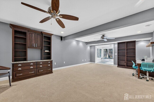 Building Photo - 2289 Brookside Dr