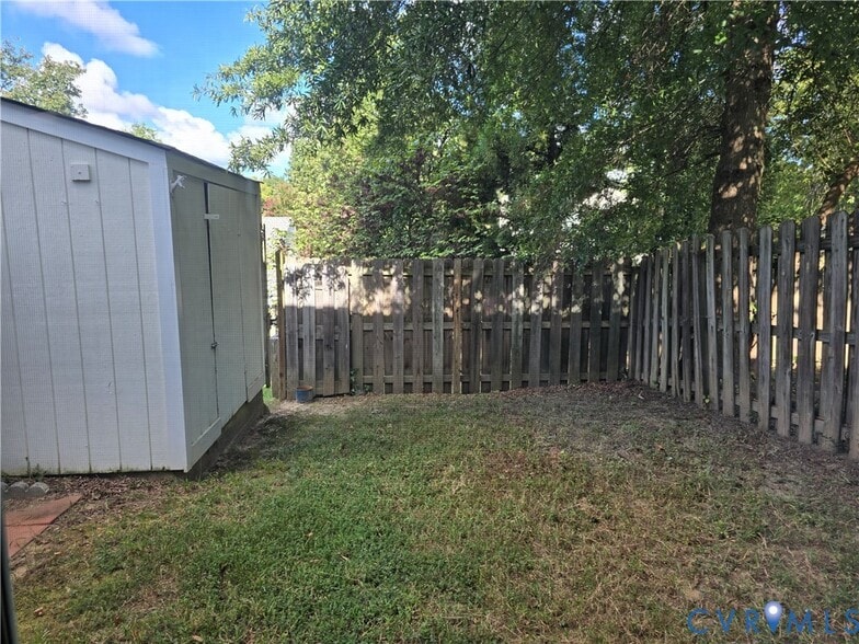 Building Photo - 4960 Finnegan Ct