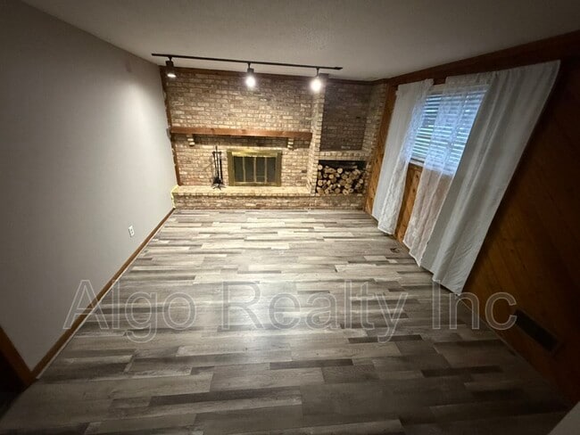 Building Photo - 8125 Georgia Ct N