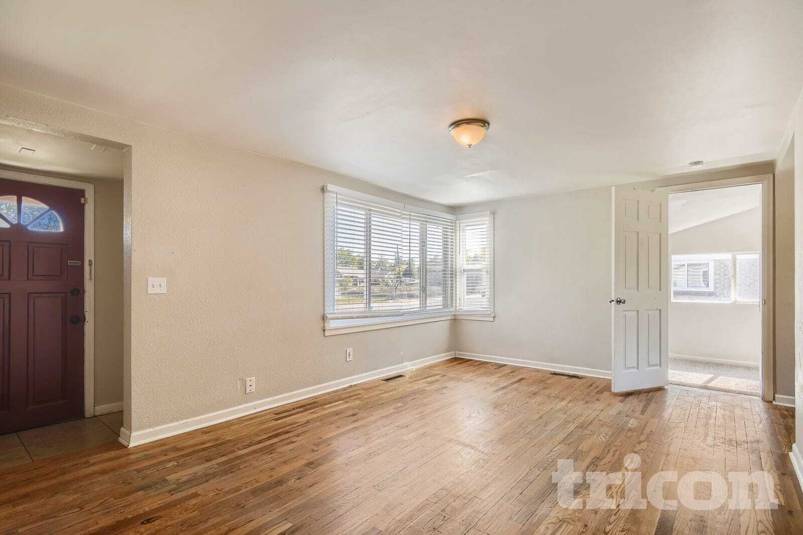 Building Photo - 185 N Harlan St