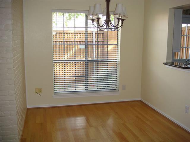 Building Photo - 4000 Rawlins St