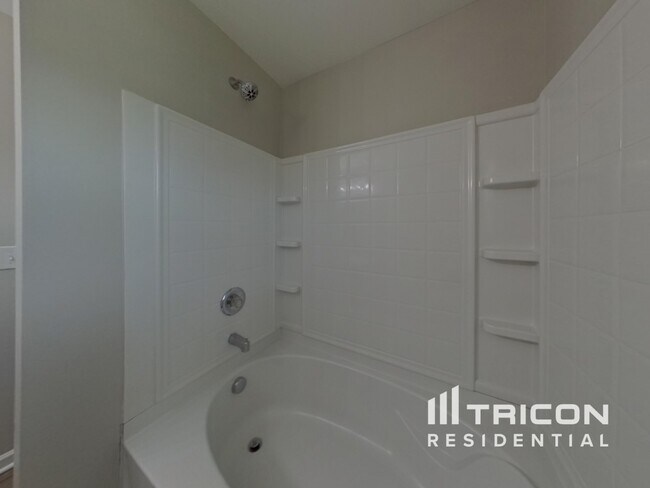 Building Photo - 564 Gentle Breeze Ln