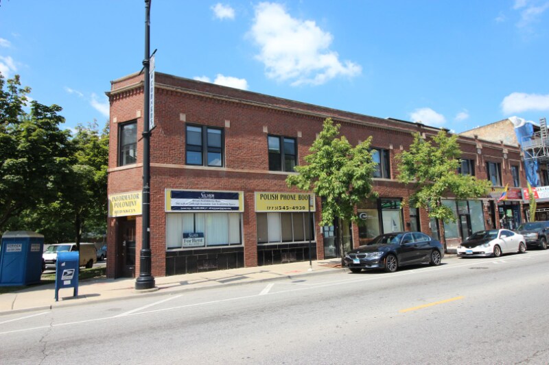 Building Photo - 4208 N Milwaukee Ave