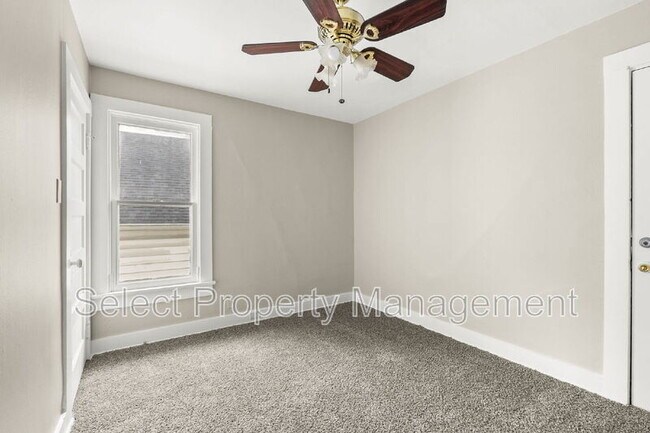 Building Photo - 3712 S Anthony Blvd