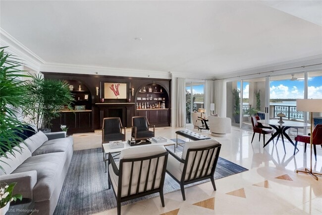 Building Photo - 4822 Fisher Island Dr