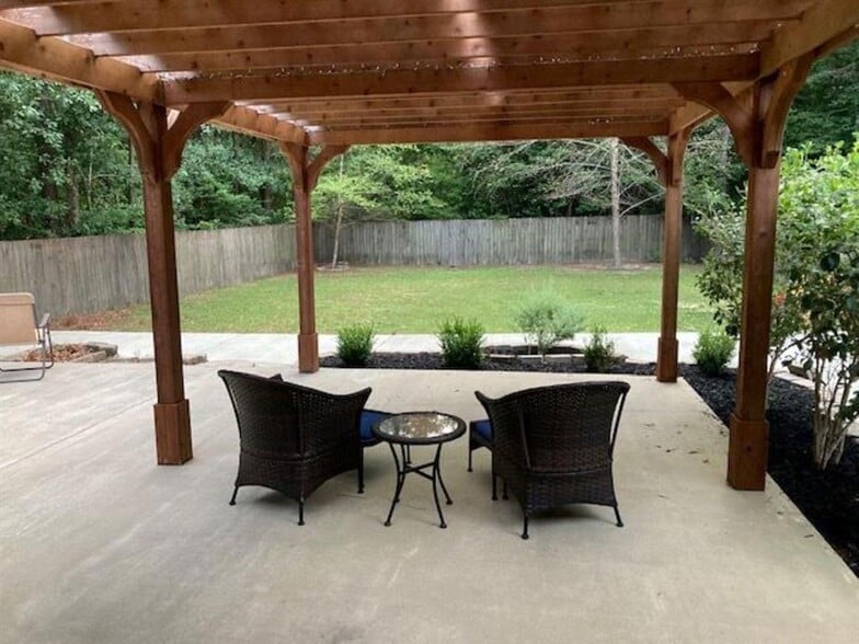 Building Photo - 6519 Westwood Village Dr