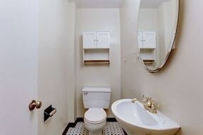 Building Photo - 4 Bedroom 3.5 Bathroom - Van Ness/Tenleytown Semi Detached Home - Attached 1 Car Garage