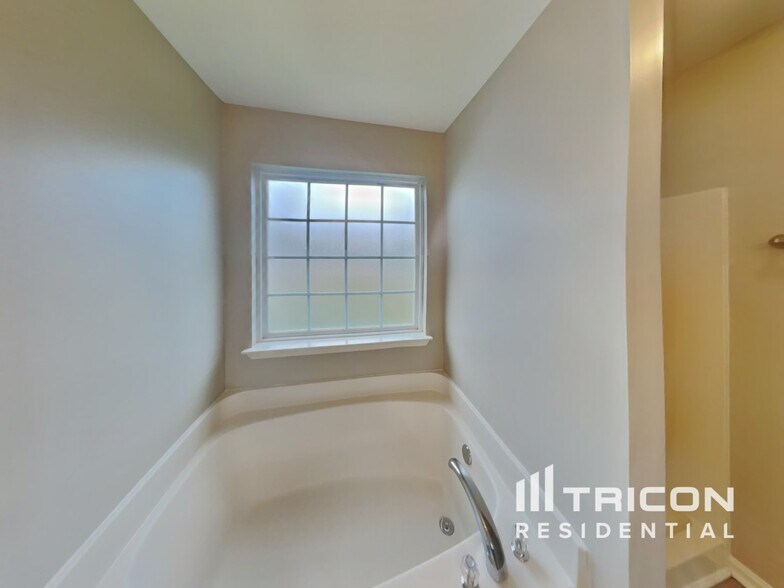 Building Photo - 7241 Explorer Trail