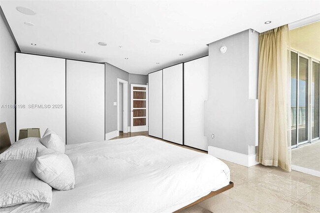 Building Photo - 16699 Collins Ave