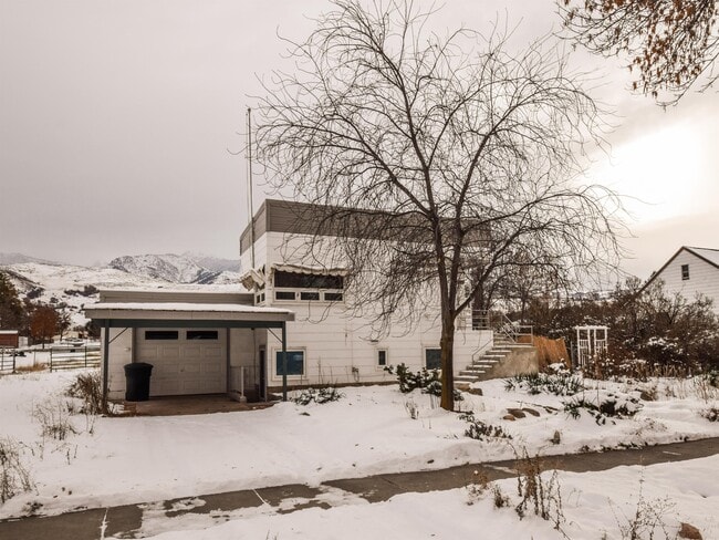 Building Photo - 143 S State St