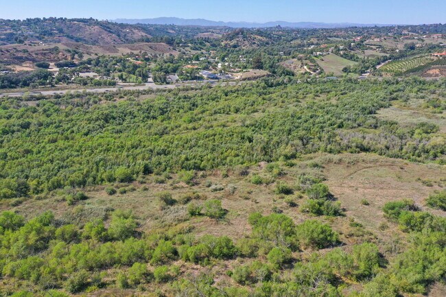 Building Photo - 5605 Estrella Wy