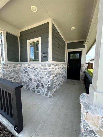 Building Photo - 2003 Pine Stone Ln