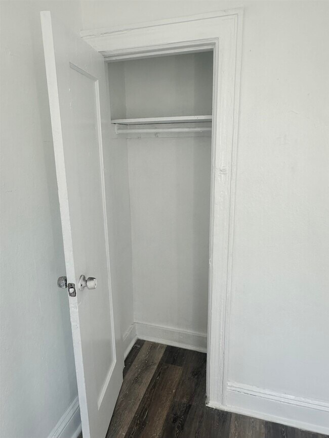 Building Photo - 340 2ND St