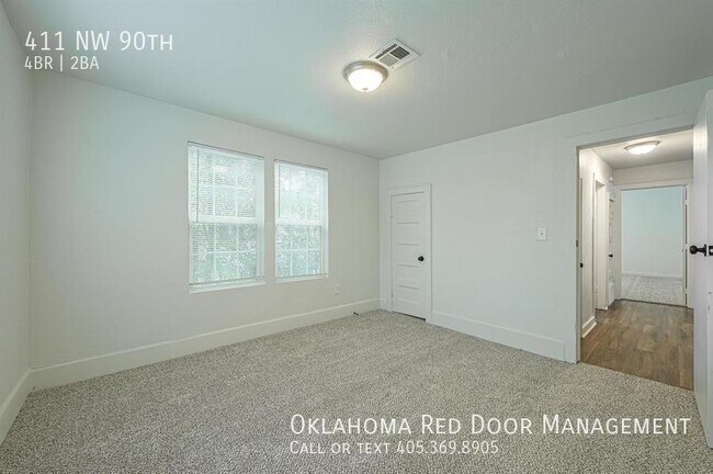 Building Photo - 411 NW 90th-