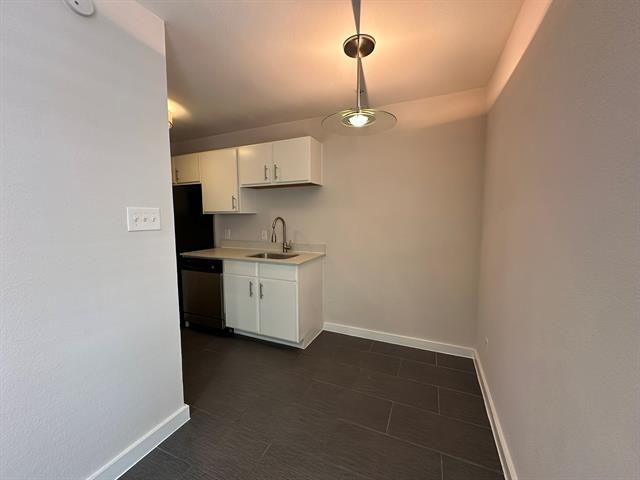 Building Photo - 5408 Reiger Ave