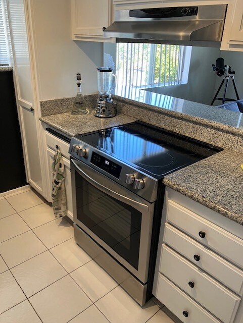 Building Photo - 2623 Antonio Dr