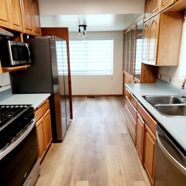 Building Photo - Charming Morley Field 3 bed 2 bath Home, p...