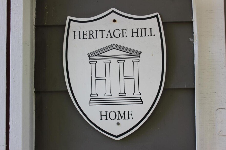 Building Photo - 161 Union Ave NE