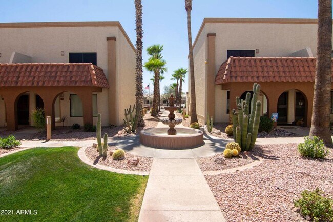 Building Photo - 16510 E Palisades Blvd