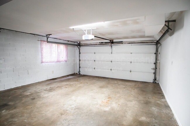 Building Photo - 7205 Canmore Ln NW