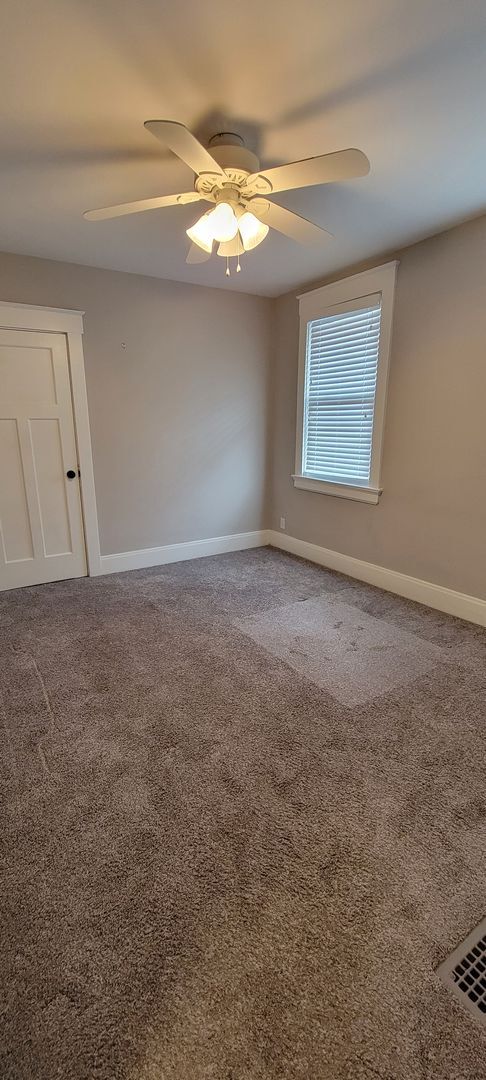 Building Photo - Oakley Home - 3 Bed, 1.5 Bath