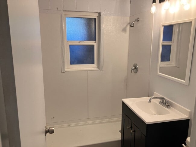 Building Photo - RO857-Grabowsky Enterprises LLC