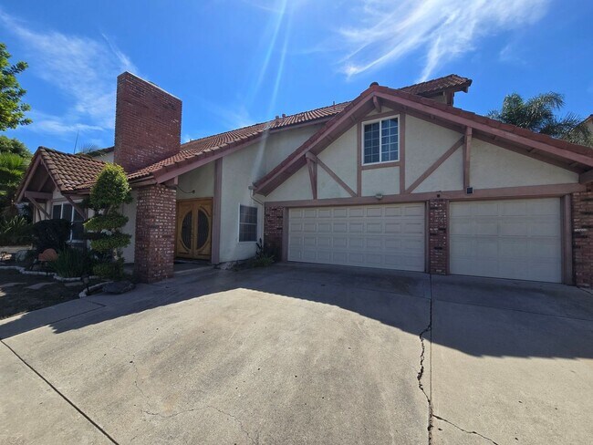 Building Photo - 344 Dewane Dr