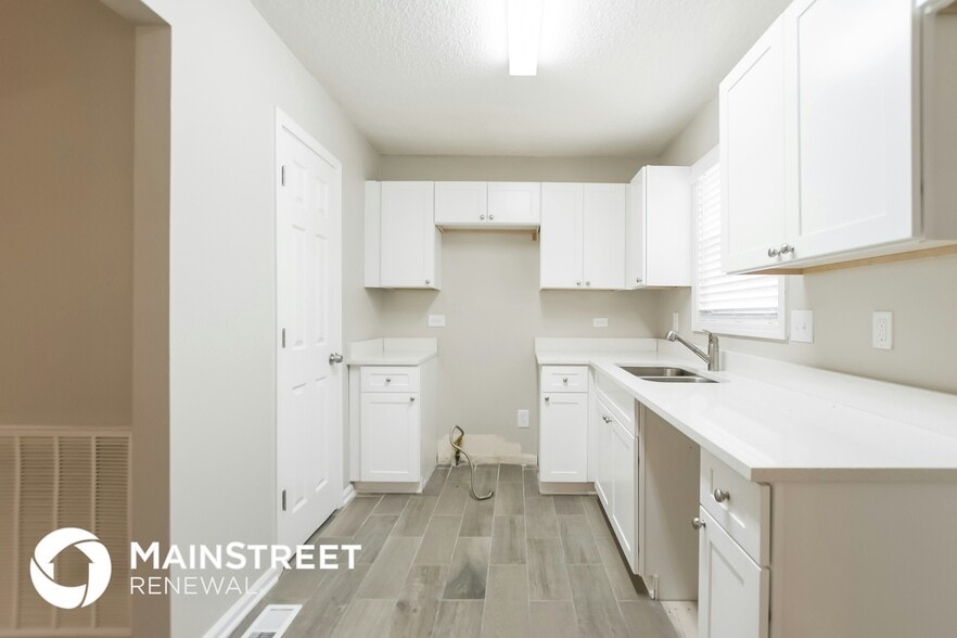 Building Photo - 206 Ivy Crest Dr