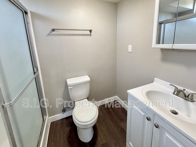 Building Photo - 4500 Laurel Canyon Blvd