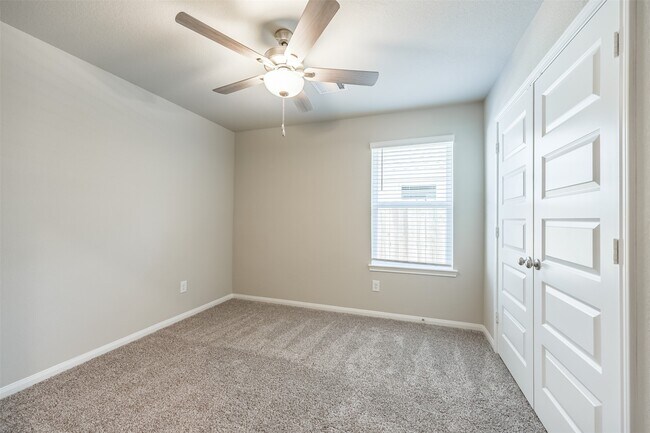 Building Photo - 17586 Rosette Grass Dr