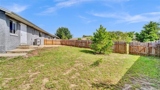 Building Photo - 7877 Kensingham Ct