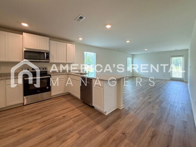 Building Photo - DEPOSIT PENDING! New Construction Home for...