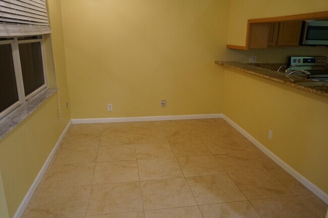 Building Photo - 7420 Champagne Pl