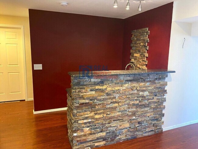 Building Photo - 8408 Blackgum St