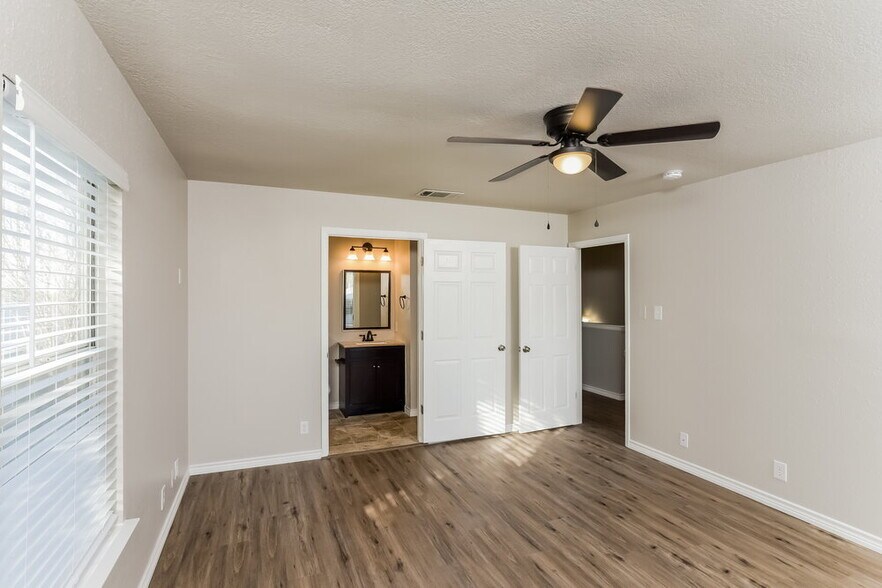 Building Photo - 9414 Arden Bend