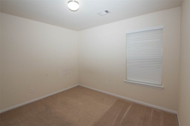 Building Photo - 14910 Hope Hills Ln
