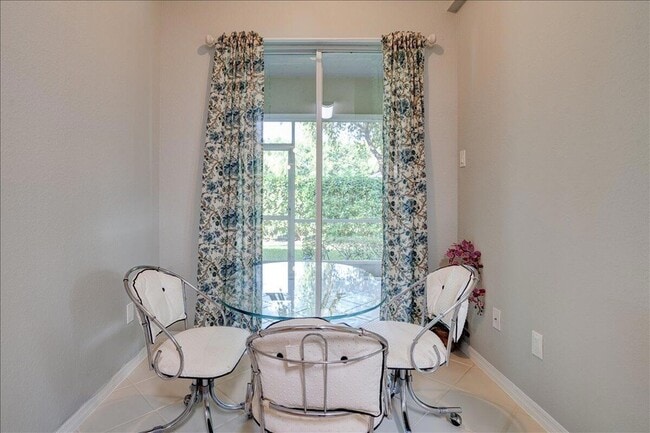 Building Photo - 10173 Andover Coach Cir