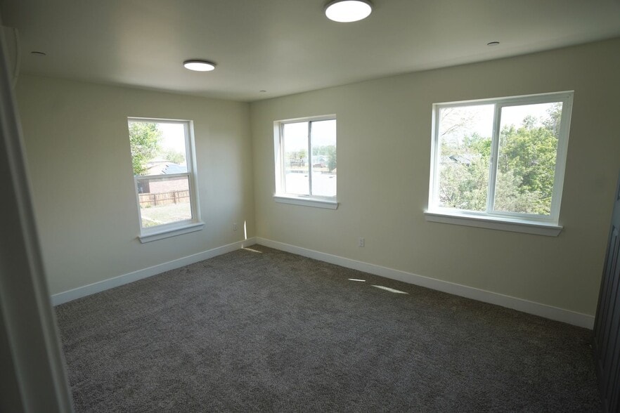 Building Photo - 3580 W 66th Ave