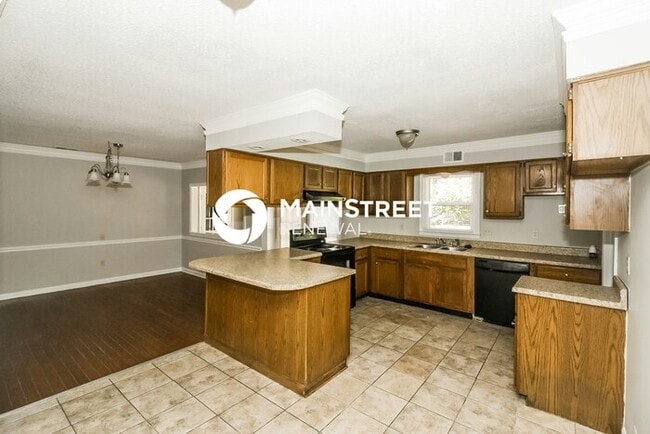 Building Photo - 4 Bedroom Pet-Friendly Home in Memphis, TN...