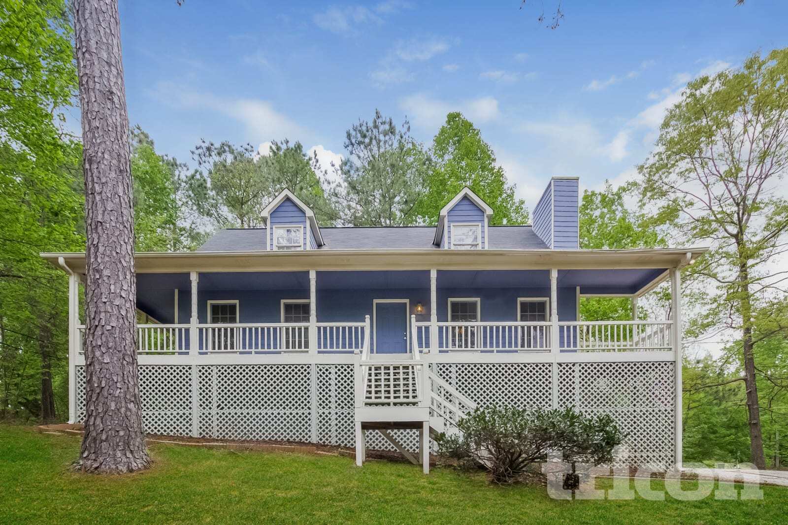 Building Photo - 16 Little John Way