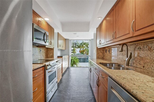 Building Photo - 3769 NE 209th Terrace