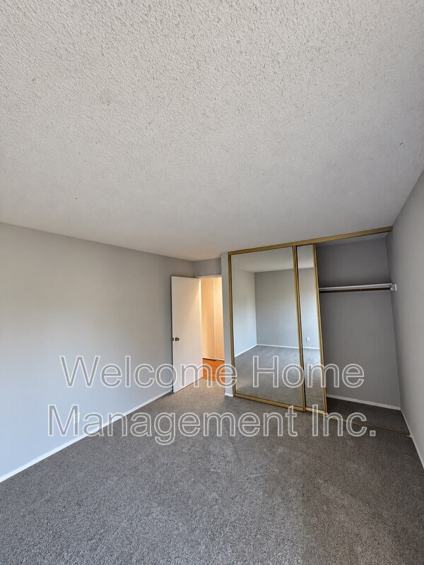 Building Photo - 190 Cleaveland Rd