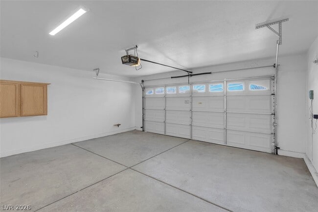 Building Photo - 2007 Mountain Sunset Ave