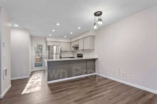 Building Photo - 5286 SW 174th Terrace