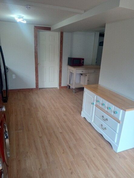 Building Photo - 408 Dunmire St