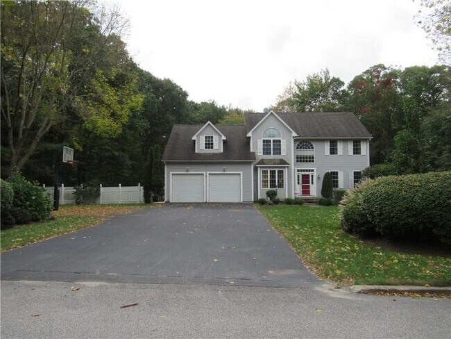 Primary Photo - 70 Cavalier Dr