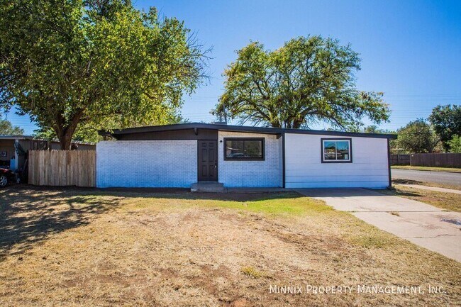 Building Photo - 2725 63rd St