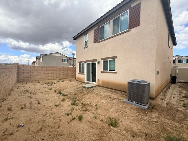 Building Photo - Beautiful newer 3-Bedroom home is now renting