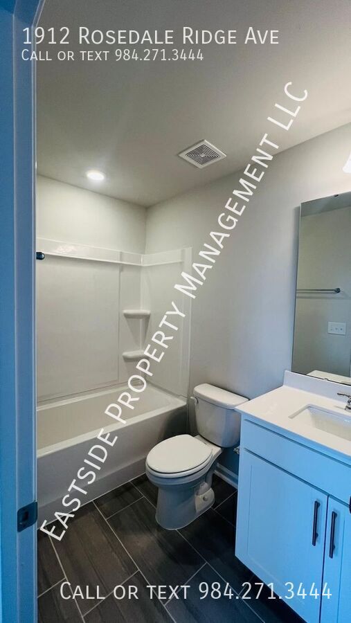 Building Photo - 1912 Rosedale Rdg Ave